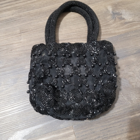 Vintage Carlo Fellini Beaded Sequined Wrist Evening Elegant Black Handbag - Picture 1 of 4